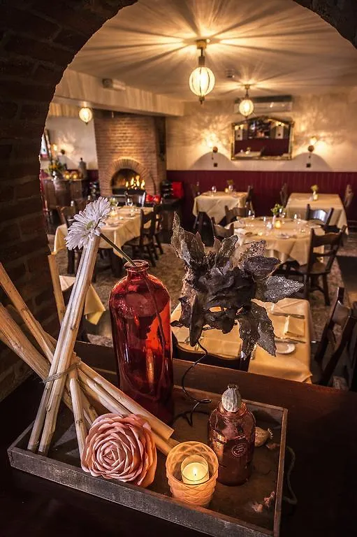 Hotel Restaurant In Den Hoof Маастрихт